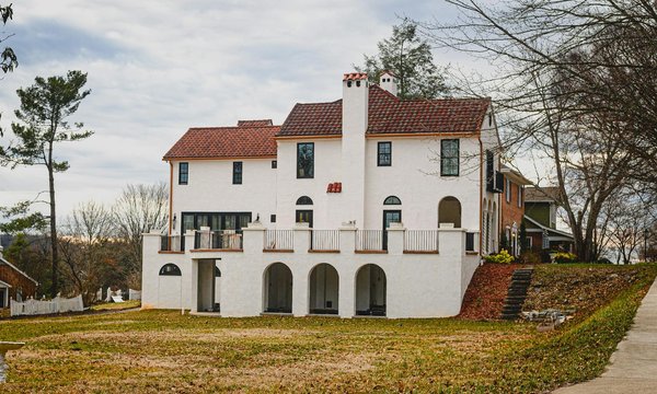 Exploring the Effects of the UK"s 2023 Sugar Tax on the Food Sector: A Comprehensive Analysis