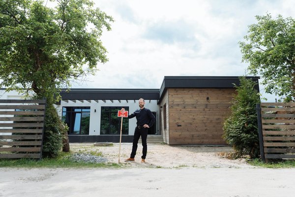 Maximizing Solar Efficiency: The Best Panel Arrangement for Terraced Roofs in Reading